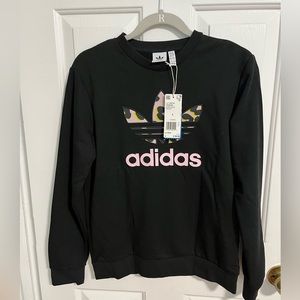 Adidas Pullover Brand New in Girls 13-14 Youth